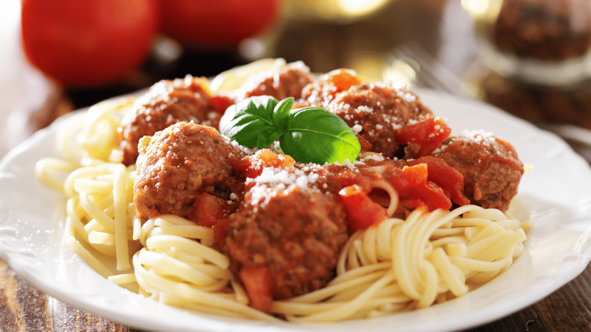 Italian Meatballs in Tomato Sauce Recipe – A Classic Family Favorite